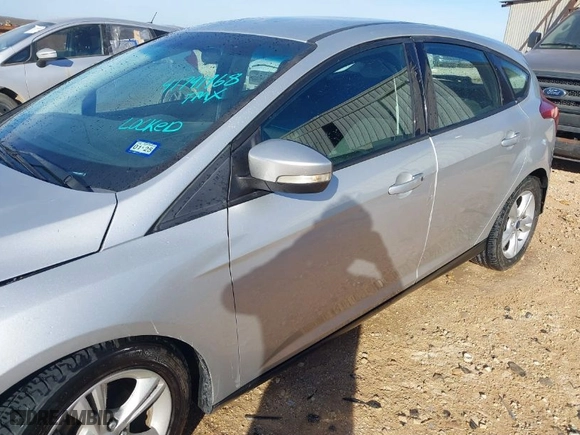 2014 Ford Focus SE with VIN 1FADP3K24EL430641, listed as a IAAI auction lot 41791968 with 112,976 mi miles. Bid and sale history available at carsss.com. Image 6.