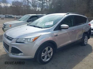 2016 Ford Escape SE with VIN 1FMCU9GXXGUB10447, listed as a IAAI auction lot 41879610 with 137,913 mi miles. Bid and sale history available at carsss.com. Image 17.