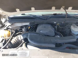 2003 Chevrolet Tahoe Z71 with VIN 1GNEK13Z63R228530, listed as a IAAI auction lot 41996750 with 220,916 mi miles. Bid and sale history available at carsss.com. Image 10.