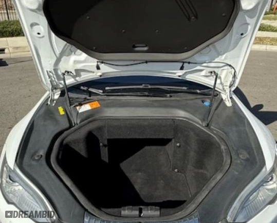 2013 Tesla Model S with VIN 5YJSA1CG8DFP12090, listed as a Copart auction lot 87286844 with 94,810 mi miles and Clean Title. Bid and sale history available at carsss.com. Image 7.