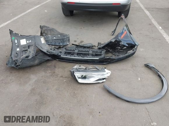 2018 Audi Q3 Premium z VIN WA1BCCFS8JR006212, wystawiony jako IAAI lot #42208285 z przebiegiem 96 571 mil mil oraz . Historia ofert i sprzedaży dostępna na DreamBid. Obrazek 11.
