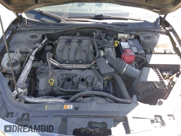 2011 Ford Fusion SEL with VIN 3FAHP0JGXBR125025, listed as a IAAI auction lot 41901192 with 165,822 mi miles. Bid and sale history available at carsss.com. Image 10.