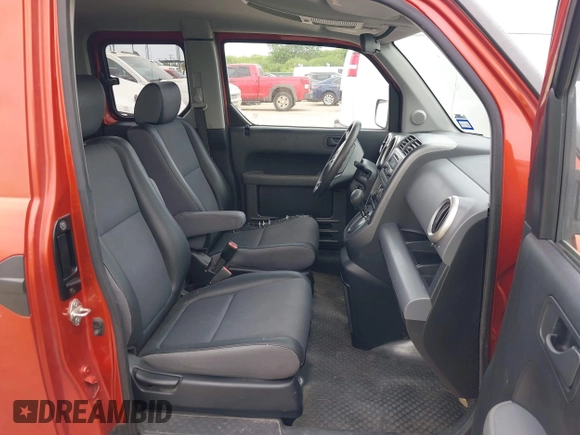 2005 Honda Element EX with VIN 5J6YH28675L020682, listed as a IAAI auction lot 42057483 with 230,244 mi miles and . Bid and sale history available at DreamBid. Image 5.