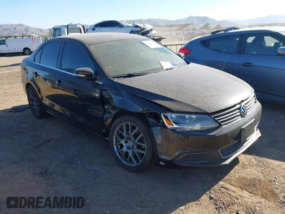 2013 Volkswagen Jetta SE with VIN 3VWDP7AJ9DM449304, listed as a IAAI auction lot 41677422 with 133,897 mi miles and . Bid and sale history available at DreamBid. Image 1.