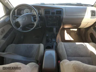 2000 Toyota 4Runner SR5 with VIN JT3HN86RXY0262262, listed as a Copart auction lot 47325895 with 235,112 mi miles and Salvage Title. Bid and sale history available at carsss.com. Image 8.