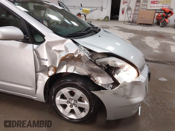 2008 Toyota Prius with VIN JTDKB20U883299913, listed as a IAAI auction lot 41143444 with 124,074 mi miles. Bid and sale history available at carsss.com. Image 6.
