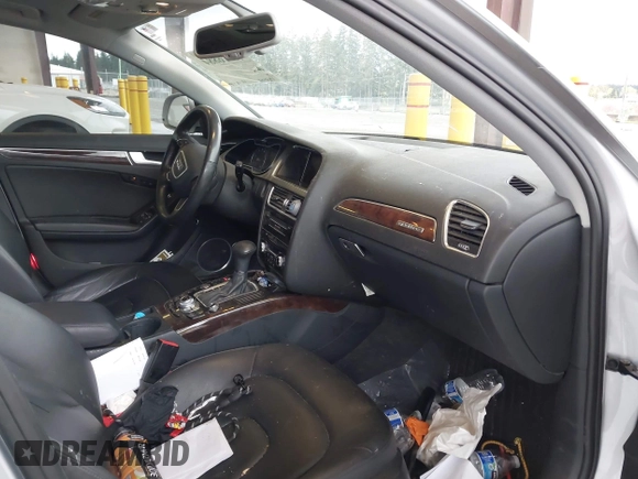 2013 Audi allroad A4 Premium Plus z VIN WA1UFAFL0DA184311, wystawiony jako IAAI lot #41976884 z przebiegiem 114 656 mil mil oraz . Historia ofert i sprzedaży dostępna na DreamBid. Obrazek 5.