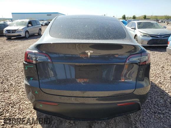 2024 Tesla Model Y Long Range with VIN 7SAYGDEE9RA221380, listed as a Copart auction lot 47516705 with 10,930 mi miles and Salvage Title. Bid and sale history available at DreamBid. Image 6.