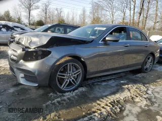 2020 Mercedes-Benz E-Class E 450 with VIN WDDZF6JB8LA724435, listed as a Copart auction lot 88094595 with 56,070 mi miles and Salvage Title. Bid and sale history available at carsss.com. Image 1.