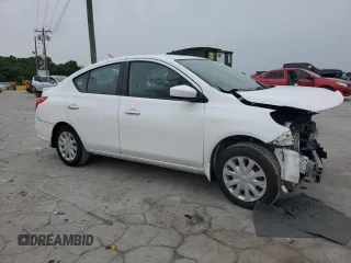 2019 Nissan Versa SV z VIN 3N1CN7APXKL880765, wystawiony jako Copart lot #57474965 z przebiegiem 27 736 mil mil oraz Szkoda całkowita • Salvage title. Historia ofert i sprzedaży dostępna na DreamBid. Obrazek 4.