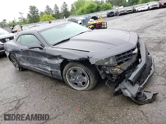 2013 Chevrolet Camaro LS с VIN 2G1FA1E38D9223116, выставлен на аукционе Copart как лот 56469025 с пробегом 174 565 миль миль и Списание • Salvage title. История ставок и продаж доступна на DreamBid. Изображение 14.