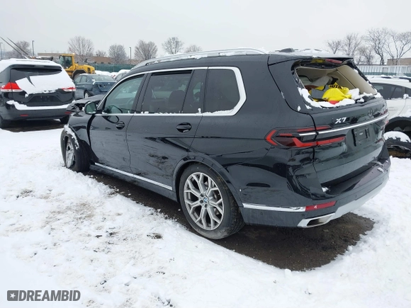 2023 BMW X7 xDrive40i with VIN 5UX23EM02P9P75041, listed as a IAAI auction lot 41563740 with 1 mi miles. Bid and sale history available at carsss.com. Image 3.
