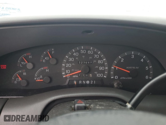 1997 Ford F-150 XL with VIN 1FTDX18W0VND35264, listed as a Copart auction lot 44133565 with 227,643 mi miles and Clean Title. Bid and sale history available at carsss.com. Image 9.