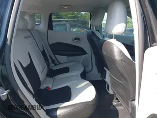 2020 Jeep Compass Latitude с VIN 3C4NJDBB8LT143150, выставлен на аукционе IAAI как лот 42563369 с пробегом 54 827 миль миль и . История ставок и продаж доступна на DreamBid. Изображение 8.