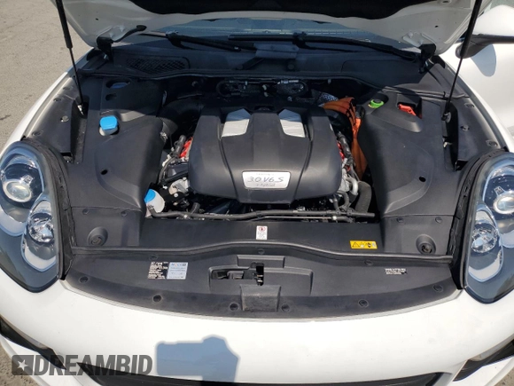 2016 Porsche Cayenne S E-Hybrid with VIN WP1AE2A25GLA61353, listed as a Copart auction lot 59821105 with 98,905 mi miles and Clean title. Bid and sale history available at DreamBid. Image 12.