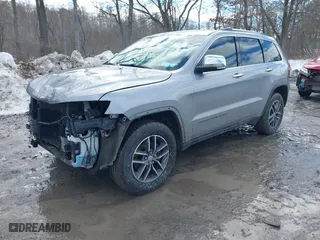 2018 Jeep Grand Cherokee Limited with VIN 1C4RJFBG4JC238290, listed as a IAAI auction lot 41655708 with 110,937 mi miles. Bid and sale history available at carsss.com. Image 18.