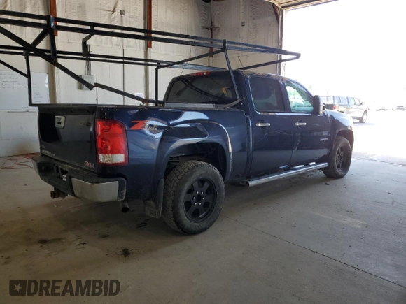 2010 GMC Sierra 1500 SLE z VIN 3GTRKVE39AG126906, wystawiony jako Copart lot #53603945 z przebiegiem 149 979 mil mil oraz Szkoda całkowita • Salvage title. Historia ofert i sprzedaży dostępna na DreamBid. Obrazek 3.