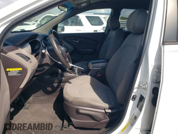2015 Hyundai Tucson GLS with VIN KM8JT3AF2FU982417, listed as a Copart auction lot 54242845 with 174,911 mi miles and Salvage Title. Bid and sale history available at DreamBid. Image 7.