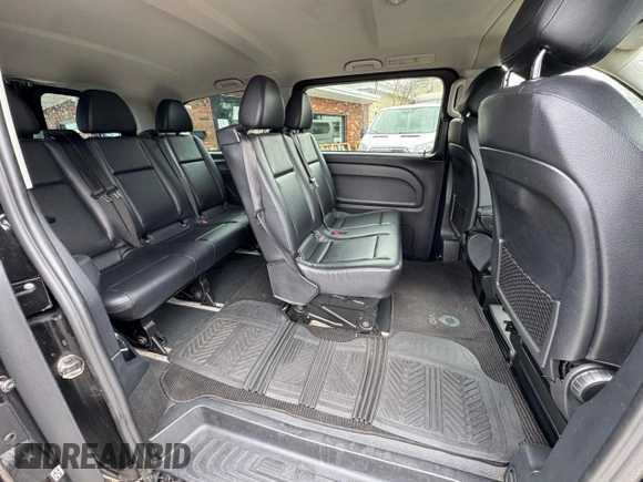 2018 Mercedes-Benz Metris Passenger с VIN WD4PG2EE7J3414649, выставлен на аукционе Copart как лот 53747135 с пробегом 184 215 миль миль и Списание • Salvage title. История ставок и продаж доступна на DreamBid. Изображение 6.