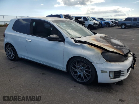 2013 Volkswagen GTI с VIN WVWED7AJ2DW122162, выставлен на аукционе Copart как лот 46923445 с пробегом 85 440 миль миль и Чистый • Clean title. История ставок и продаж доступна на DreamBid. Изображение 4.