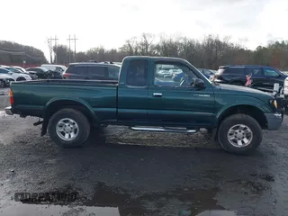 1999 Toyota Tacoma PreRunner with VIN 4TASM92N5XZ492956, listed as a IAAI auction lot 41204127 with 143,627 mi miles and . Bid and sale history available at DreamBid. Image 13.