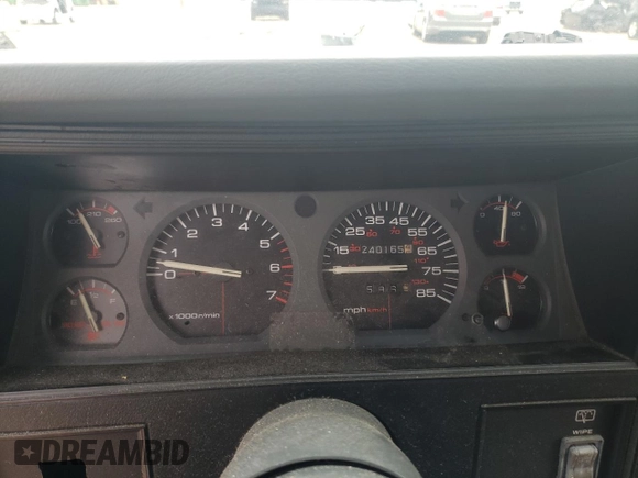 1994 Jeep Cherokee Sport with VIN 1J4FT68S8RL170171, listed as a Copart auction lot 70642694 with 240,165 mi miles and Salvage Title. Bid and sale history available at carsss.com. Image 9.