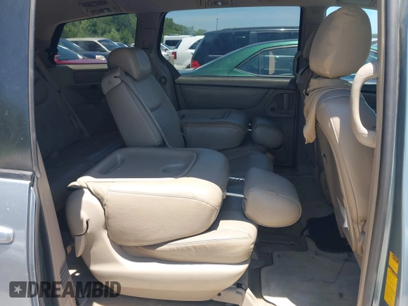 2006 Toyota Sienna CE z VIN 5TDZA23C36S444209, wystawiony jako IAAI lot #42526840 z przebiegiem 245 079 mil mil oraz . Historia ofert i sprzedaży dostępna na DreamBid. Obrazek 8.