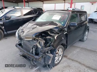 2017 Kia Soul + with VIN KNDJP3A5XH7465755, listed as a IAAI auction lot 41335721 with 179,553 mi miles. Bid and sale history available at carsss.com. Image 19.