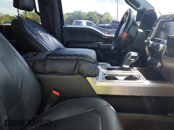 2015 Ford F-150 XLT with VIN 1FTEW1EF4FFC52928, listed as a IAAI auction lot 41994726 with 211,628 mi miles. Bid and sale history available at carsss.com. Image 5.