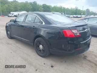 2018 Ford Police Interceptor with VIN 1FAHP2MK2JG143455, listed as a IAAI auction lot 42160345 with 68,199 mi miles and . Bid and sale history available at DreamBid. Image 3.