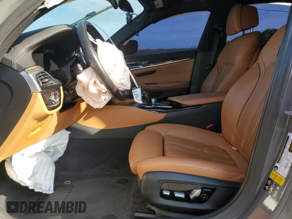 2022 BMW 5 Series M550i xDrive z VIN WBA13BK00NCJ03264, wystawiony jako Copart lot #68976084 z przebiegiem 39 515 mil mil oraz Szkoda całkowita • Salvage title. Historia ofert i sprzedaży dostępna na DreamBid. Obrazek 7.