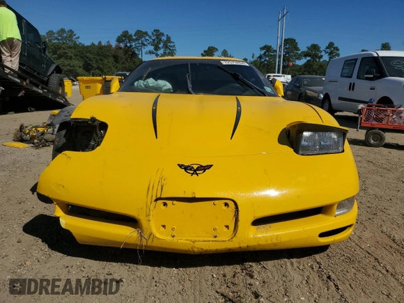 2002 Chevrolet Corvette with VIN 1G1YY22G225106742, listed as a Copart auction lot 72573284 with 89,032 mi miles and Salvage Title. Bid and sale history available at carsss.com. Image 5.