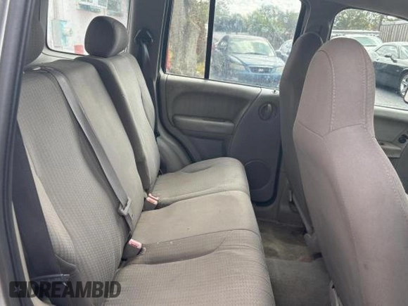 2002 Jeep Liberty Sport with VIN 1J4GL48K72W243074, listed as a Copart auction lot 47081875 with 127,178 mi miles and Clean Title. Bid and sale history available at carsss.com. Image 6.