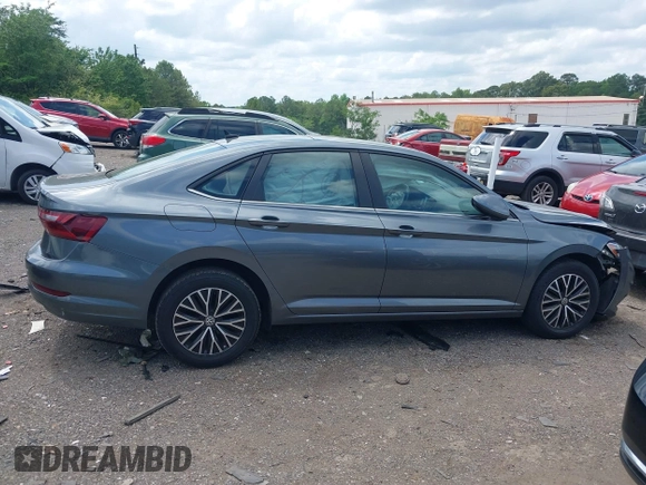 2020 Volkswagen Jetta S with VIN 3VWC57BU8LM103866, listed as a IAAI auction lot 42182114 with 101,311 mi miles and . Bid and sale history available at DreamBid. Image 13.