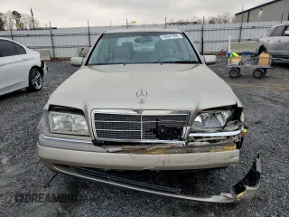 1997 Mercedes-Benz C 230/260/280/320 z VIN WDBHA28E3VF565566, wystawiony jako Copart lot #42641935 z przebiegiem 163 628 mil mil oraz Szkoda całkowita • Salvage title. Historia ofert i sprzedaży dostępna na DreamBid. Obrazek 5.