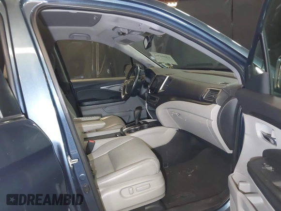 2016 Honda Pilot EX-L with VIN 5FNYF6H54GB105964, listed as a IAAI auction lot 42006560 with 110,466 mi miles. Bid and sale history available at carsss.com. Image 5.