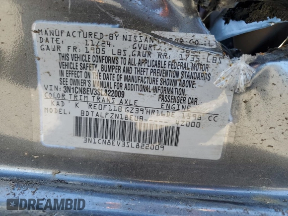 2025 Nissan Versa SV z VIN 3N1CN8EV3SL822009, wystawiony jako Copart lot #55924995 z przebiegiem Nie podano mil oraz Nie do naprawy • Non repairable. Historia ofert i sprzedaży dostępna na DreamBid. Obrazek 12.