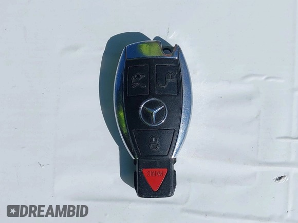 2014 Mercedes-Benz E 350 с VIN WDDKJ5KB8EF247908, выставлен на аукционе IAAI как лот 41916727 с пробегом 179 762 миль миль и . История ставок и продаж доступна на DreamBid. Изображение 11.