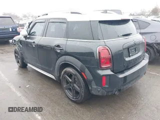 2024 MINI Countryman Cooper S with VIN WMZ53BR06R3S12506, listed as a IAAI auction lot 41543158 with 12,187 mi miles and . Bid and sale history available at DreamBid. Image 3.