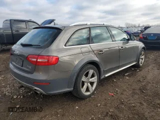 2014 Audi allroad Premium Plus with VIN WA1UFAFLXEA085660, listed as a Copart auction lot 84857844 with 101,064 mi miles and Salvage Title. Bid and sale history available at carsss.com. Image 3.