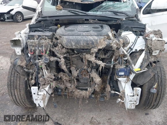 2018 Jeep Grand Cherokee Laredo E with VIN 1C4RJEAG4JC153297, listed as a IAAI auction lot 41364545 with Not provided miles and . Bid and sale history available at DreamBid. Image 10.