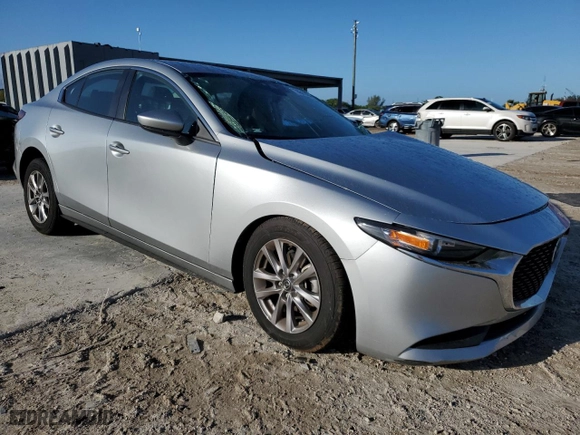 2020 Mazda Mazda3 Sedan with VIN 3MZBPABL4LM134106, listed as a Copart auction lot 77611794 with NaN miles and Non Repairable. Bid and sale history available at carsss.com. Image 4.