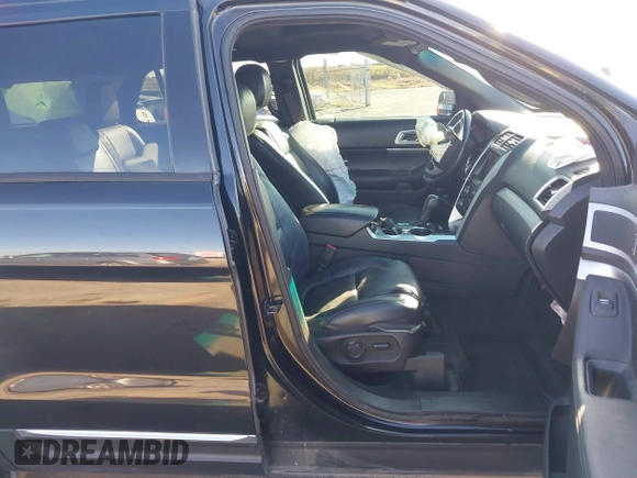 2015 Ford Explorer XLT with VIN 1FM5K8D81FGB56865, listed as a IAAI auction lot 40974676 with 1 mi miles. Bid and sale history available at carsss.com. Image 5.