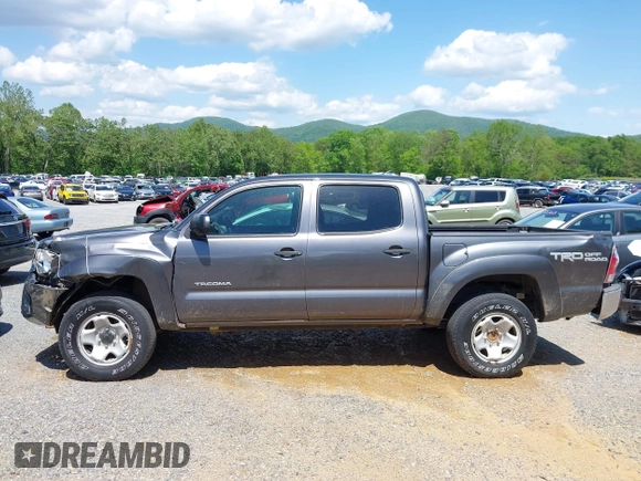 2014 Toyota Tacoma with VIN 5TFLU4ENXEX103129, listed as a IAAI auction lot 42230976 with 191,982 mi miles and . Bid and sale history available at DreamBid. Image 14.