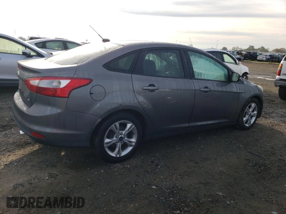 2014 Ford Focus SE with VIN 1FADP3F24EL312227, listed as a Copart auction lot 49362155 with 195,440 mi miles and Clean Title. Bid and sale history available at carsss.com. Image 3.