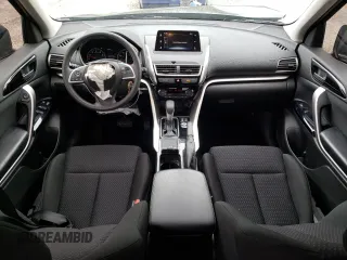 2020 Mitsubishi Eclipse Cross LE z VIN JA4AT4AA5LZ001147, wystawiony jako Copart lot #52190945 z przebiegiem 29 723 mil mil oraz Szkoda całkowita • Salvage title. Historia ofert i sprzedaży dostępna na DreamBid. Obrazek 8.