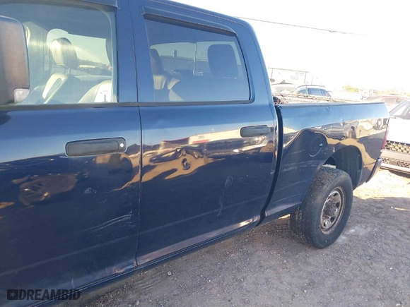 2016 Ram 2500 Tradesman with VIN 3C6TR4CT8GG227627, listed as a IAAI auction lot 41771353 with 161,566 mi miles. Bid and sale history available at carsss.com. Image 6.