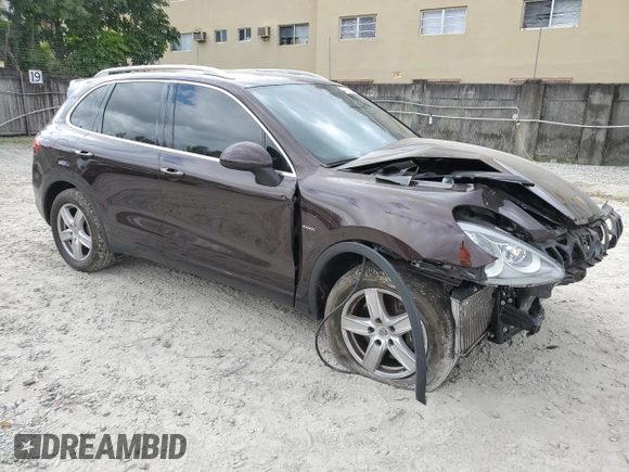 2014 Porsche Cayenne Diesel with VIN WP1AF2A2XELA35311, listed as a Copart auction lot 49814455 with 90,864 mi miles and Salvage title. Bid and sale history available at DreamBid. Image 4.
