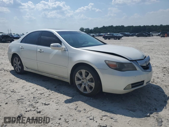 2010 Acura RL Technology with VIN JH4KB2F60AC000928, listed as a Copart auction lot 62216225 with 222,876 mi miles and Salvage title. Bid and sale history available at DreamBid. Image 4.