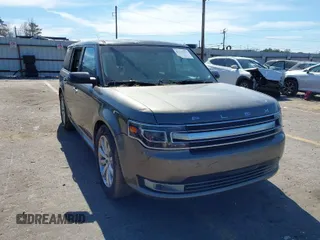 2014 Ford Flex Limited with VIN 2FMGK5D85EBD00687, listed as a IAAI auction lot 41715925 with 211,280 mi miles. Bid and sale history available at carsss.com. Image 1.
